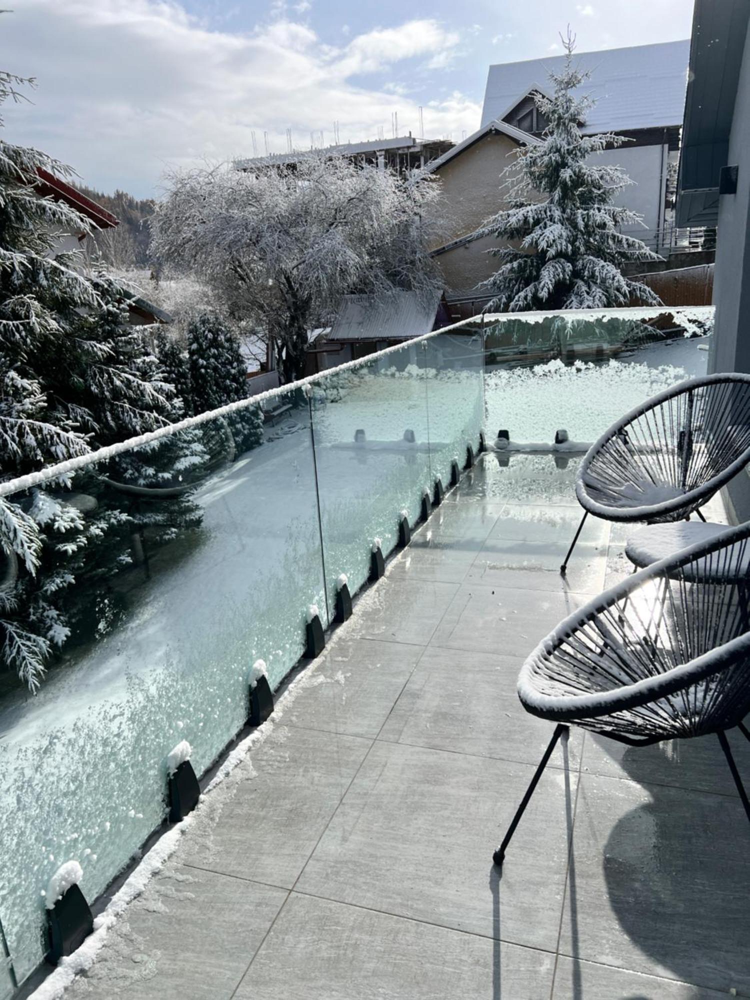 Luxurious Vilă